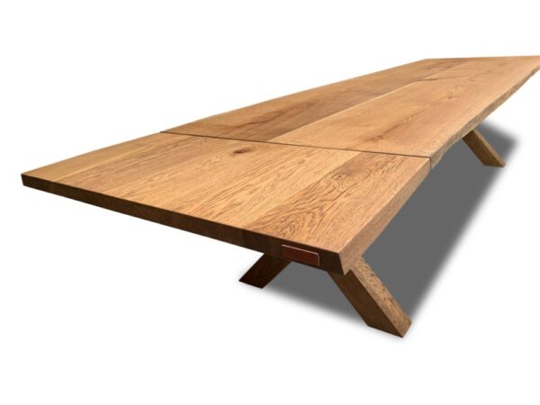 Plankebord med træben